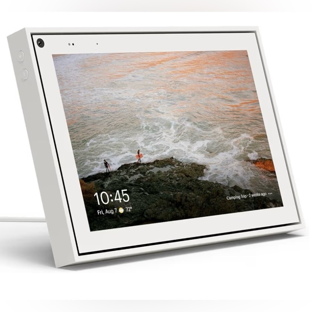 NWOT 10” Facebook Portal Smart Calling Tablet with Built-In Alexa